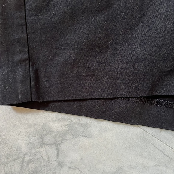 Ann Taylor New Devin Fit Black NWOT Shorts Runs big Size 4 - Picture 5 of 9
